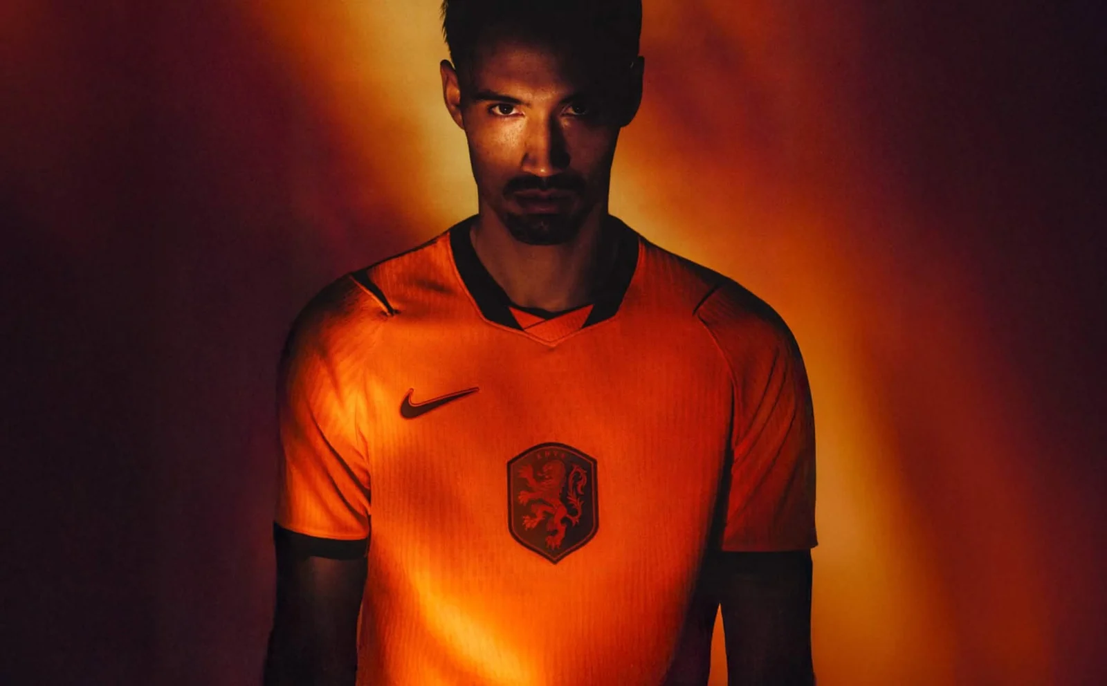 KNVB case visual